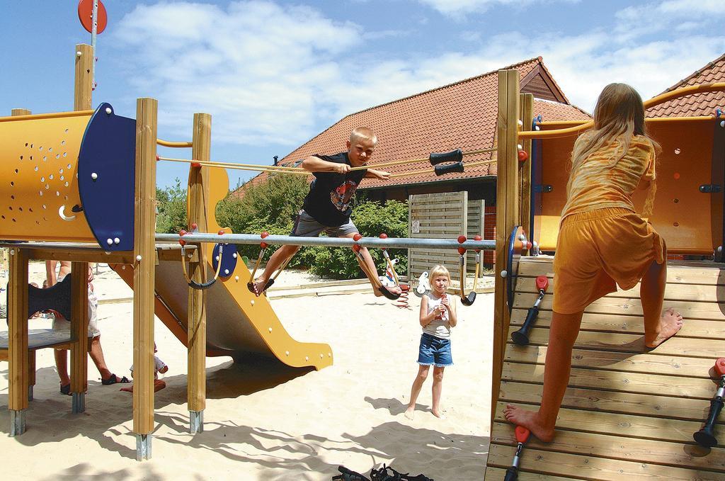 Hotel Kustpark Strand Westende Extérieur photo